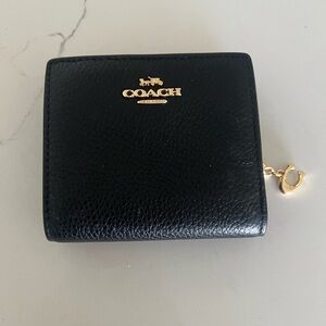 Coach Black Pebble Leather Wristlet Zip Around with Card and Coin Pockets